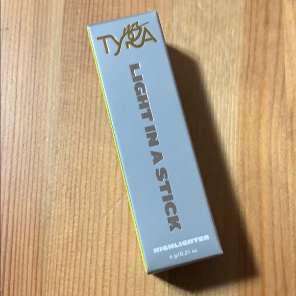 Light in a Stick Highlighter - Picture 2 of 5